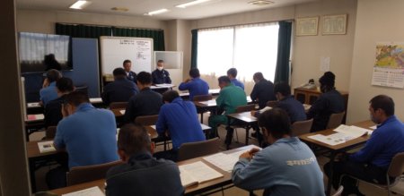 5月　社内安全教育①